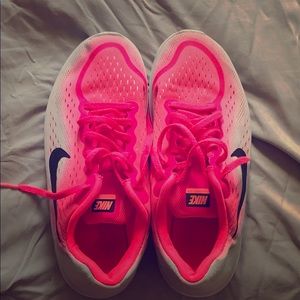 Nike flex 2017 shoes!